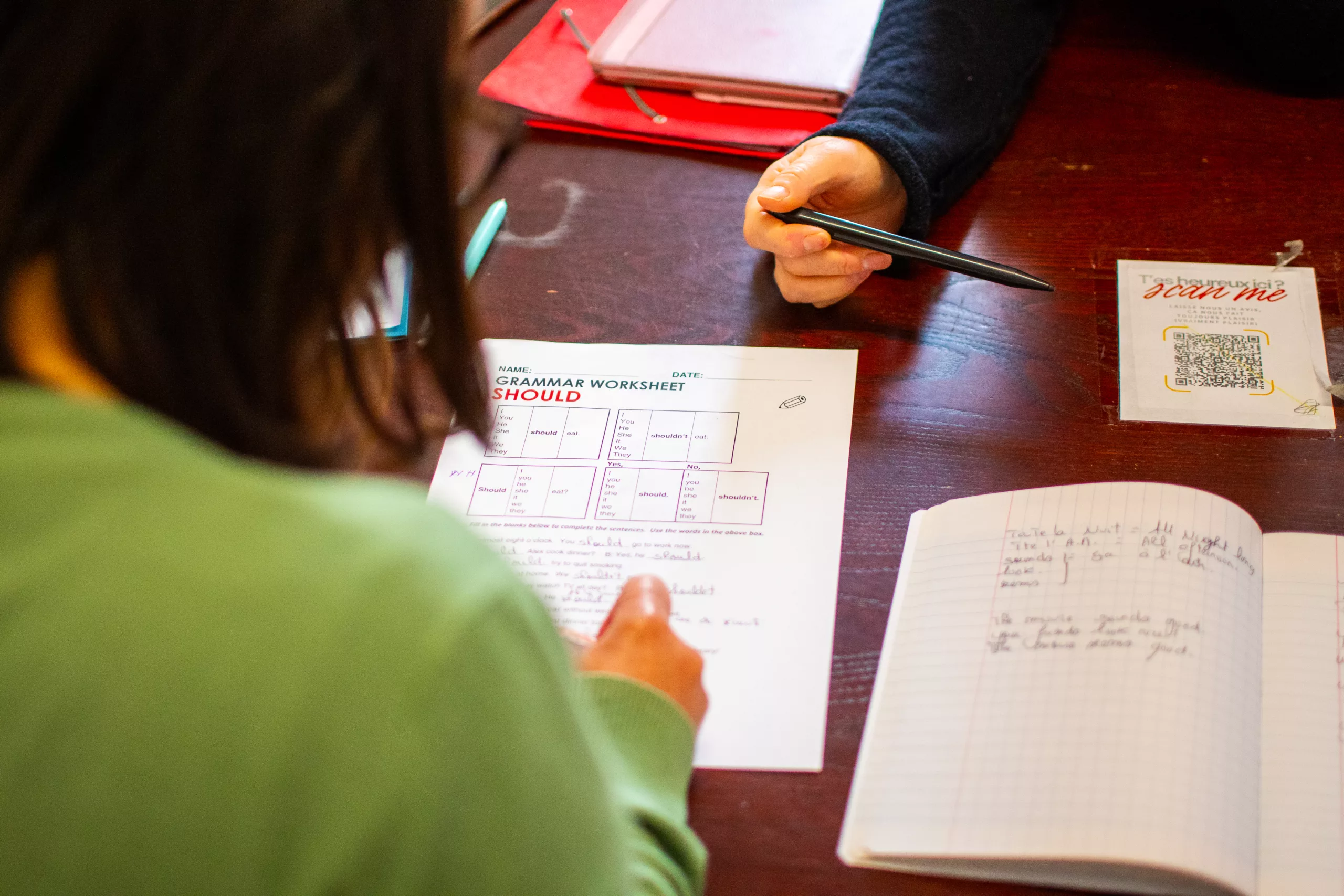 Une apprenante en cours d'anglais financés par son CPF chez Halley